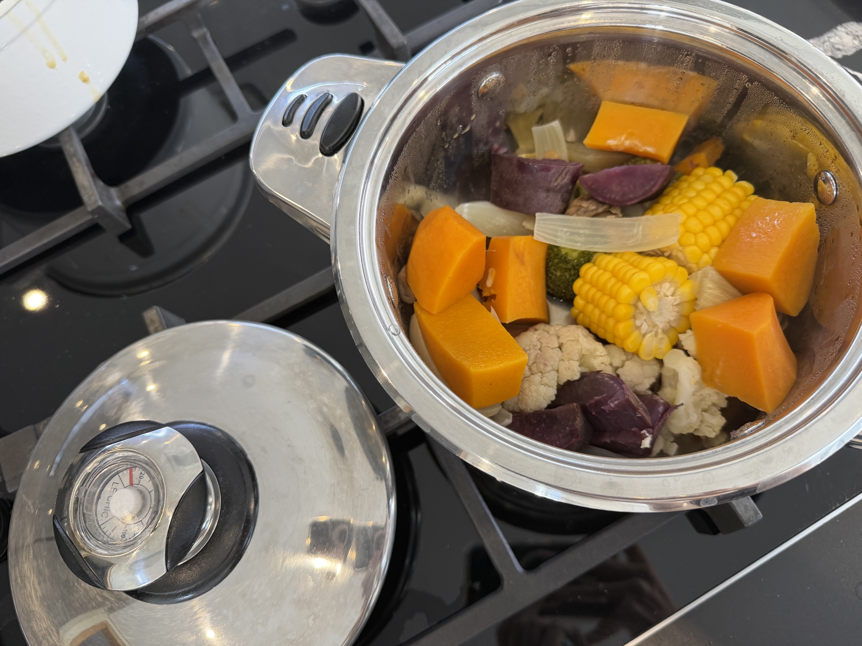 PSI stainless steel waterless cookware